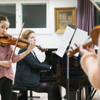 Jousiakatemian opiskelija ja pianisti